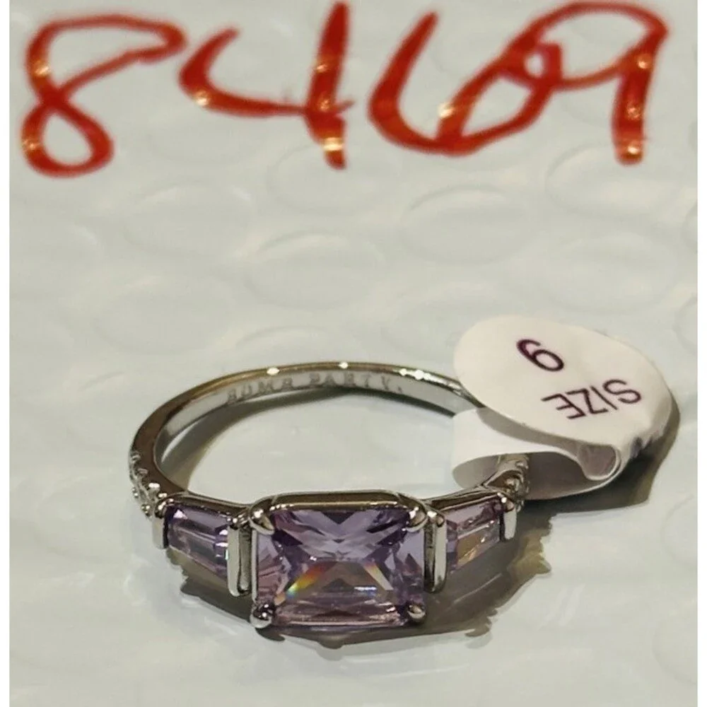 Bomb Party Ring Size 9 Purple Lavender Emerald Cut CZ Rhodium Plated NWT